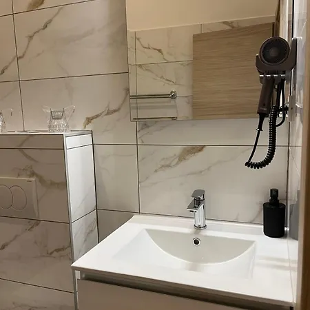 Hotel Park Drnis